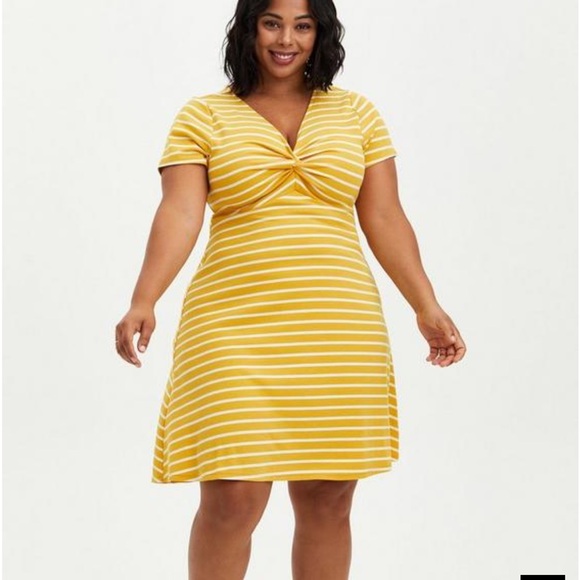 Torrid Yellow White Stripe Dress NWT 3x Mustard Twist Front - Picture 2 of 6